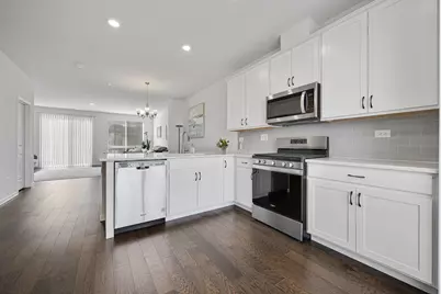 2317 Alumni Drive, Schaumburg, IL 60173 - Photo 4