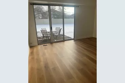 1146 Regency Drive, Schaumburg, IL 60193 - Photo 4