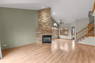 7035 168th St, Tinley Park, IL 60477 - Photo 6