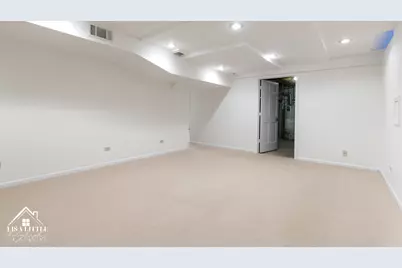 [Address not provided], Oak Brook, IL 60523 - Photo 22