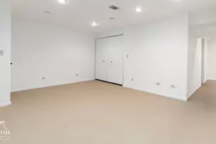 [Address not provided], Oak Brook, IL 60523 - Photo 12