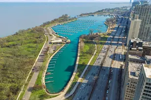 3520 N Lake Shore Dr, Chicago, IL 60657 - Photo 2