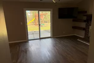 776 W Appletree Ln, Bartlett, IL 60103 - Photo 8