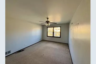 412 St Johns Road #D, Woodstock, IL 60098 - Photo 8