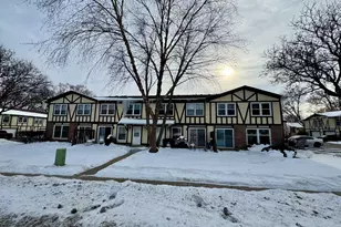 412 St Johns Rd, Woodstock, IL 60098 - Photo 1