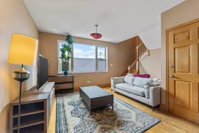 1638 W Blackhawk Street #3, Chicago, IL 60622 - Photo 2