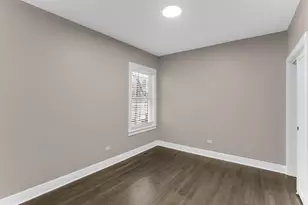 4938 W Wrightwood Ave, Chicago, IL 60639 - Photo 10