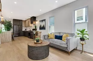 2433 N Janssen Ave, Chicago, IL 60614 - Photo 2