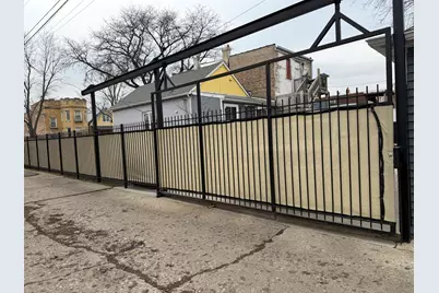 717 N Springfield Avenue, Chicago, IL 60624 - Photo 16