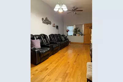 717 N Springfield Avenue, Chicago, IL 60624 - Photo 2