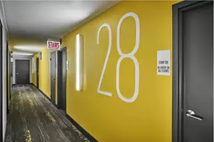 420 W Belmont Ave, Chicago, IL 60657 - Photo 32