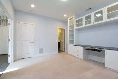 330 Pennsylvania Way, Oak Park, IL 60302 - Photo 8