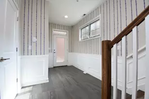 330 Pennsylvania Way, Oak Park, IL 60302 - Photo 4