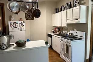 3762 N Kenmore Ave, Chicago, IL 60613 - Photo 2