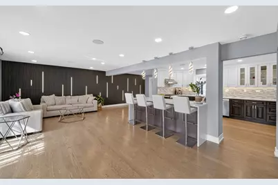 24 W Berkley Drive, Arlington Heights, IL 60004 - Photo 6