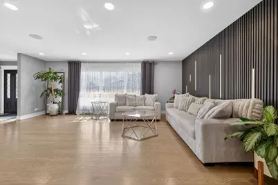 24 W Berkley Drive, Arlington Heights, IL 60004 - Photo 14