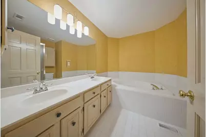 525 Bradbury Lane #0, Geneva, IL 60134 - Photo 10