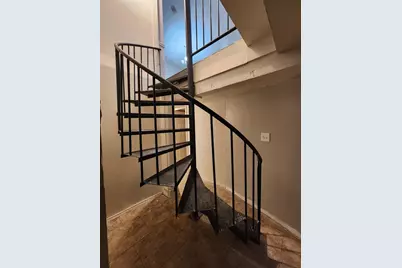 6315 S Eberhart Avenue, Chicago, IL 60637 - Photo 8