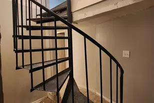 6315 S Eberhart Ave, Chicago, IL 60637 - Photo 8