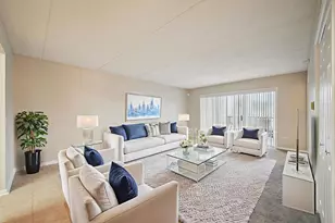 [Address not provided], Skokie, IL 60076 - Photo 4