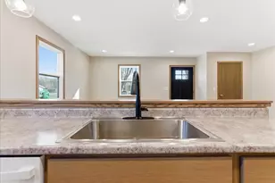 313 E Martin St, Forrest, IL 61741 - Photo 34