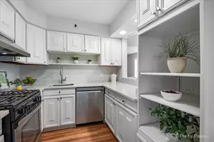 985 Aspen St, Hoffman Estates, IL 60169 - Photo 8