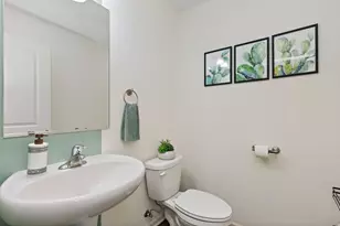 3806 Honeysuckle Ln, Elgin, IL 60124 - Photo 14