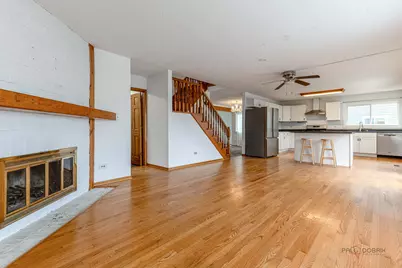 1261 Hialeah Lane, Hanover Park, IL 60133 - Photo 4