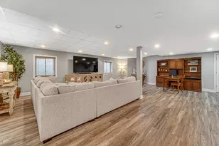 502 S Summit St, Wheaton, IL 60187 - Photo 26