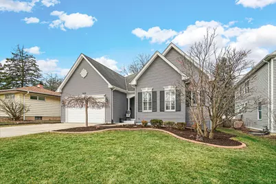 502 S Summit Street, Wheaton, IL 60187 - Photo 2