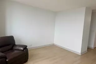 655 W Irving Park Rd, Chicago, IL 60613 - Photo 8