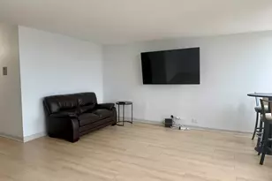 655 W Irving Park Rd, Chicago, IL 60613 - Photo 4