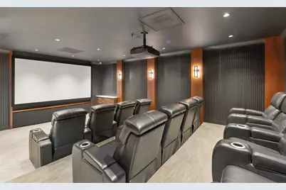 655 W Irving Park Road #4805, Chicago, IL 60613 - Photo 20