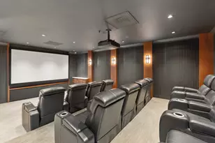 655 W Irving Park Rd, Chicago, IL 60613 - Photo 20