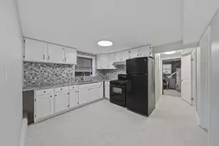 2705 N Sayre Ave, Chicago, IL 60707 - Photo 4