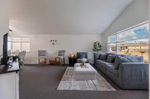 10029 S Wentworth Ave, Chicago, IL 60628 - Photo 4