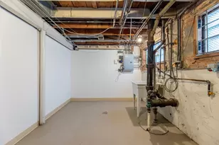 10029 S Wentworth Ave, Chicago, IL 60628 - Photo 26