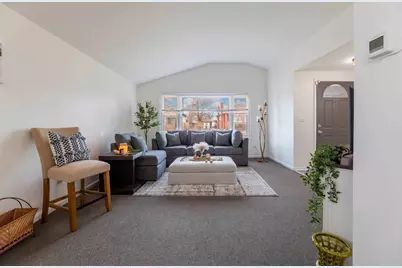 10029 S Wentworth Avenue, Chicago, IL 60628 - Photo 2