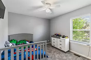 394 Rockland Ave, Elgin, IL 60124 - Photo 22