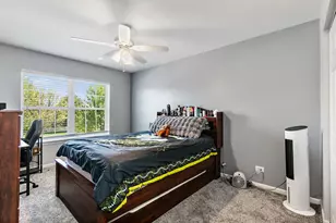 394 Rockland Ave, Elgin, IL 60124 - Photo 20
