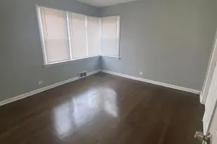 17917 Ashland Ave, Homewood, IL 60430 - Photo 8