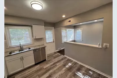 17917 Ashland Avenue, Homewood, IL 60430 - Photo 6