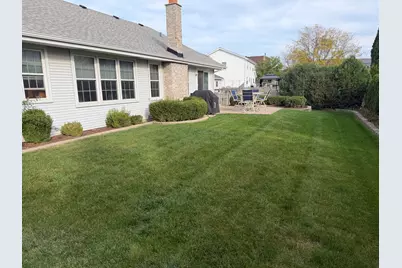 179 Farmgate Drive, Schaumburg, IL 60193 - Photo 2