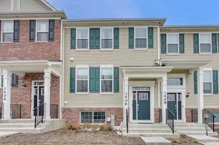 1406 Neubauer Circle, Lindenhurst, IL 60046 - Photo 1