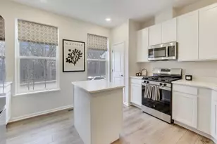 1406 Neubauer Circle, Lindenhurst, IL 60046 - Photo 8