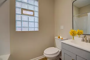 10541 S Normal Ave, Chicago, IL 60628 - Photo 20