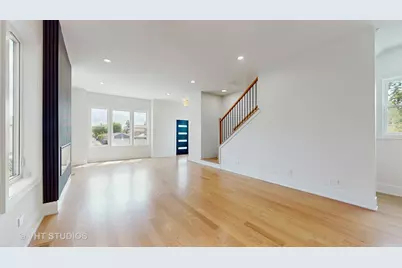 2846 N Sayre Avenue, Chicago, IL 60634 - Photo 4