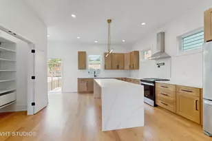 2846 N Sayre Ave, Chicago, IL 60634 - Photo 8