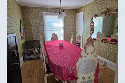 427 W Hurlbut Avenue, Belvidere, IL 61008 - Photo 6