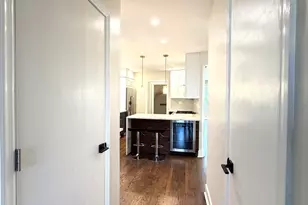 6356 W Giddings St, Chicago, IL 60630 - Photo 18